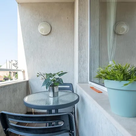 Oasis: Stylish Retreat In The Heart Of * Sofia